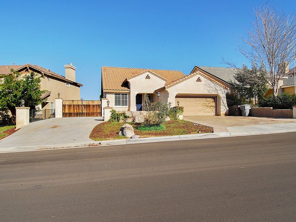 1st image of 33662 Mill Pond Dr