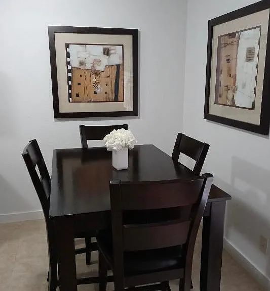 755 Country Club Dr #4 — Photo 4