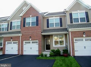 102 Lenape Ct, Harleysville, PA 19438
