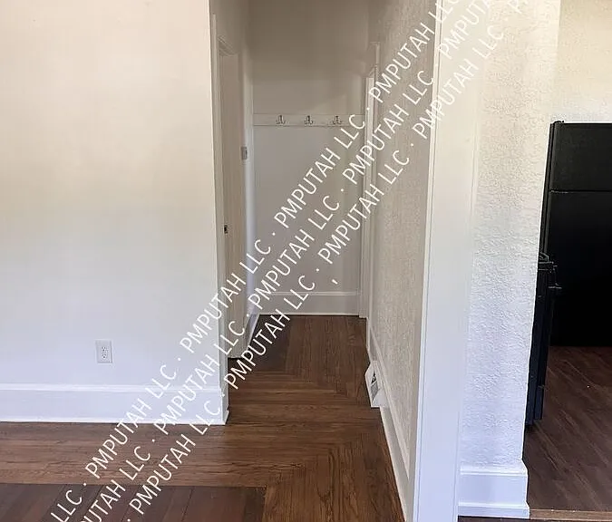 3535 S Adams Ave #FRONT FRONT — Photo 13