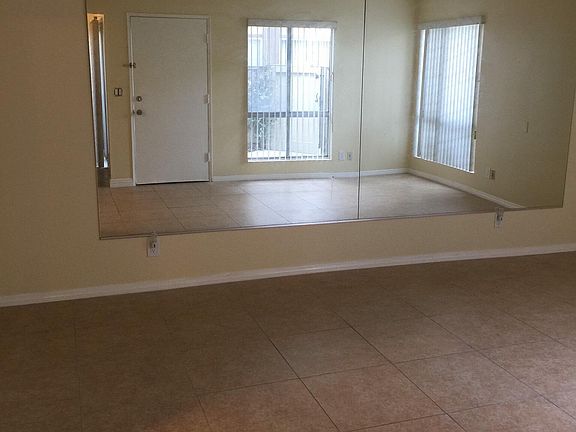2nd image of 809 W 232nd St Unit C