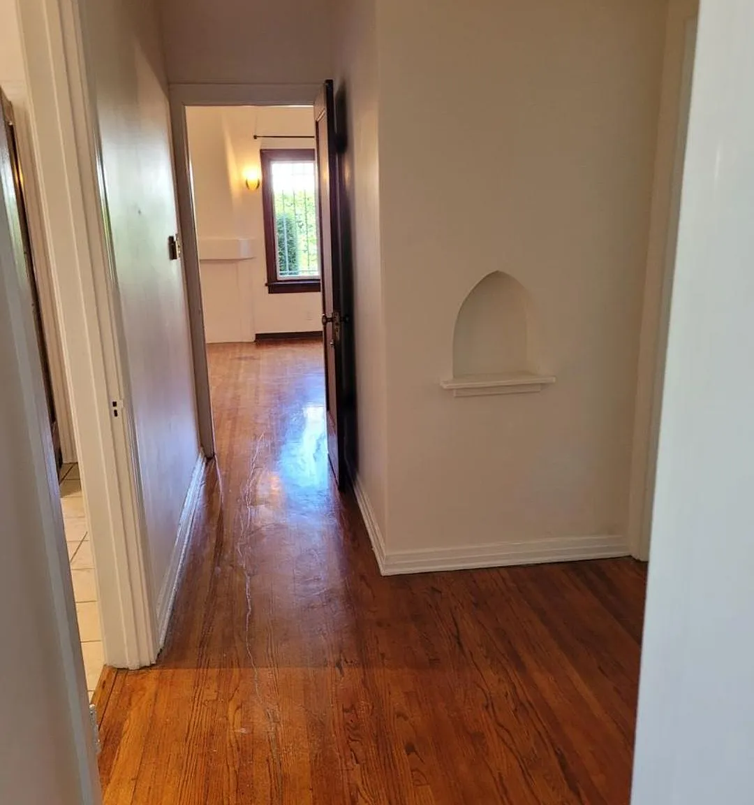 465 N Ogden Drive — Photo 3