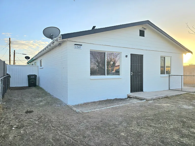 1507 W Tonto St #1 — Photo 15