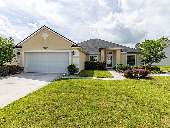 2nd image of 15909 Bainebridge Dr