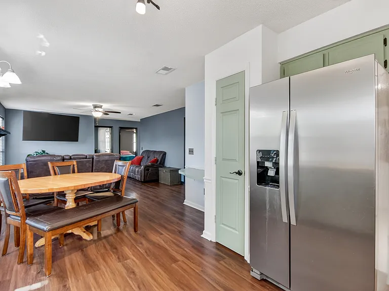 606 Windhaven Dr — Photo 14