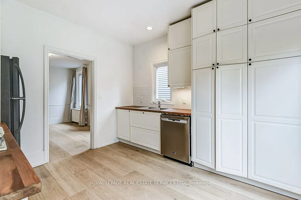 3 bed, $4,900 — Photo 4