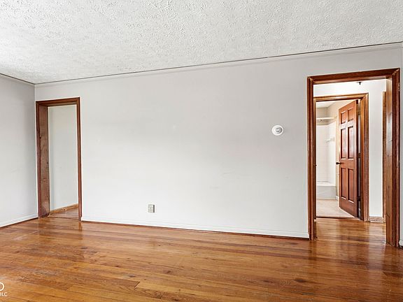 4th image of 5113 W 12th St