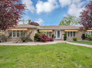 1193 S River Rd, Des Plaines, IL 60016