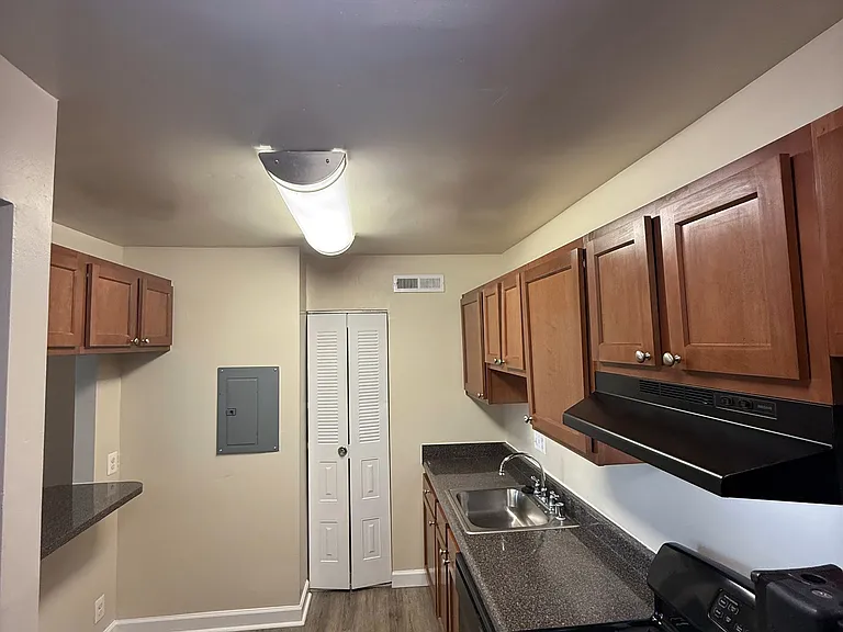 Woodland Landing — Photo 31