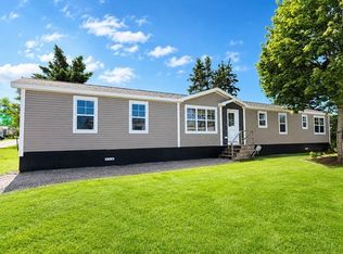 15 Wolfe Ave, Cornwall, PE C0A1H5