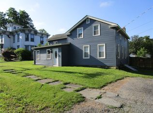 12 Seminary St, Union Springs, NY 13160