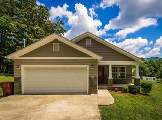 1905 Eastwood Dr, Johnson City, TN 37604