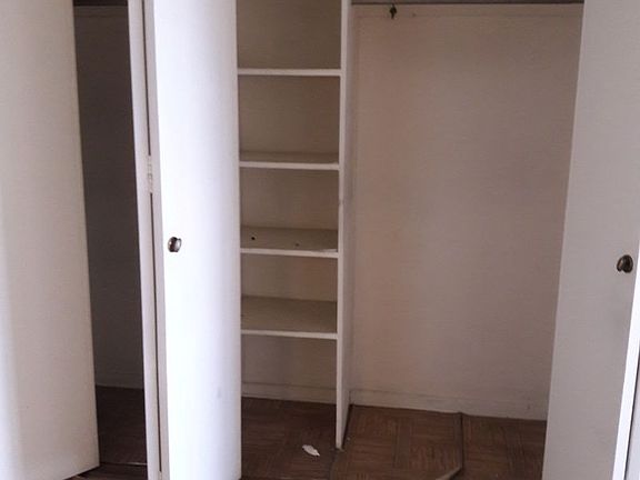 4th image of 5230 39th Dr APT 8E