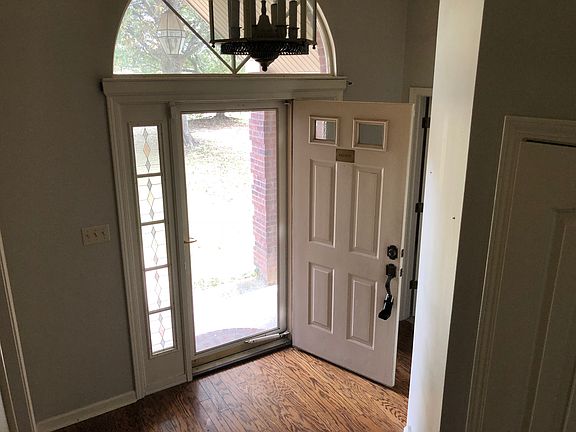5th image of 125 Keestone Dr