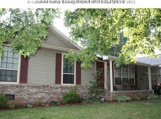 1025 Oakwood Rd, Culloden, WV 25510