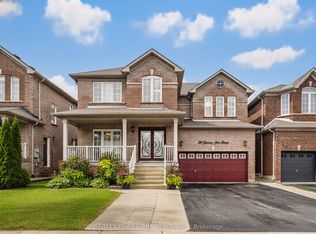 28 Blazing Star Dr, Brampton, ON L6R 3E7