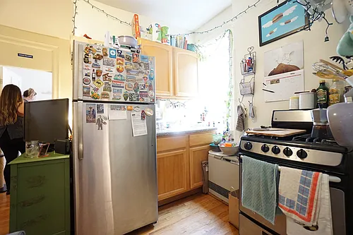 370 Bedford Ave #15 Photo 1