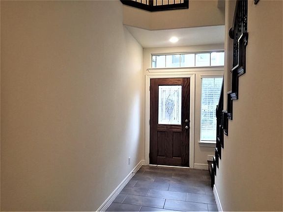 5th image of 10606 Shadow Elm Ct