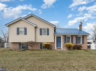 10 Shed Rd, Newville, PA 17241