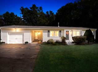 418 Millville Rd, Uxbridge, MA 01569