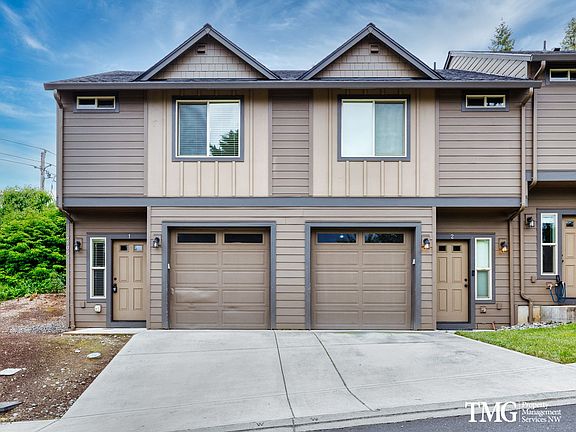 2nd image of 4105 NE Saint Johns Rd #3