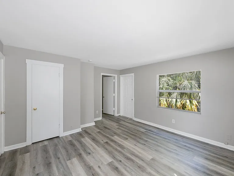 445 Delmar Ter S #5 — Photo 4