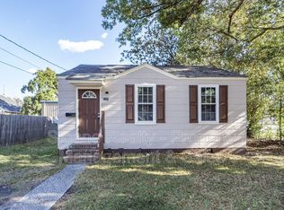 2123 Captain Ave, North Charleston, SC 29405