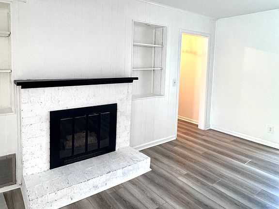 5th image of 3825 Lavista Rd APT A3