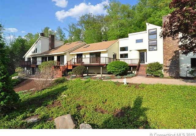 1st image of 34 Vermillion Dr