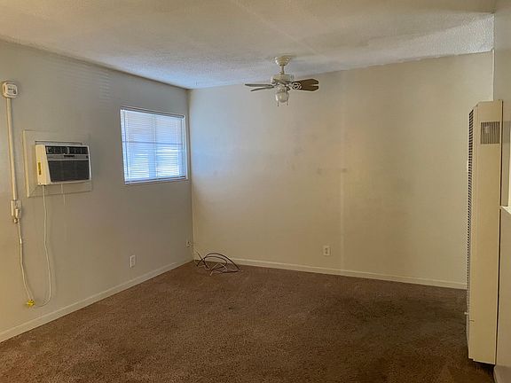 5th image of 209 Brown St APT 1