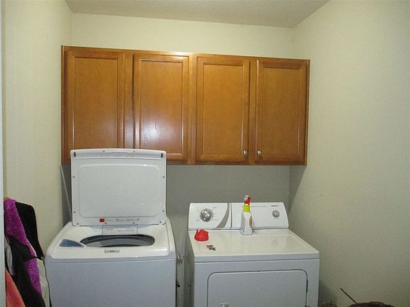 3rd image of 1786 G William Pkwy