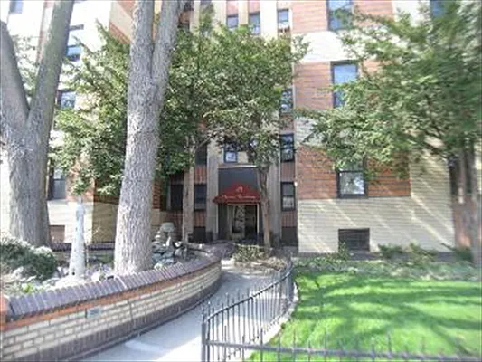 Sold by Corcoran | media 17