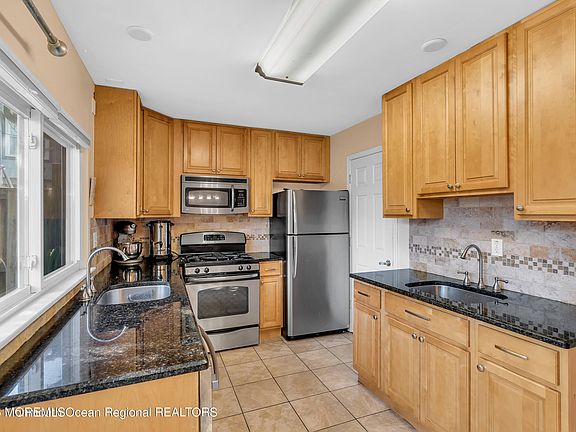5th image of 153 Governors Rd
