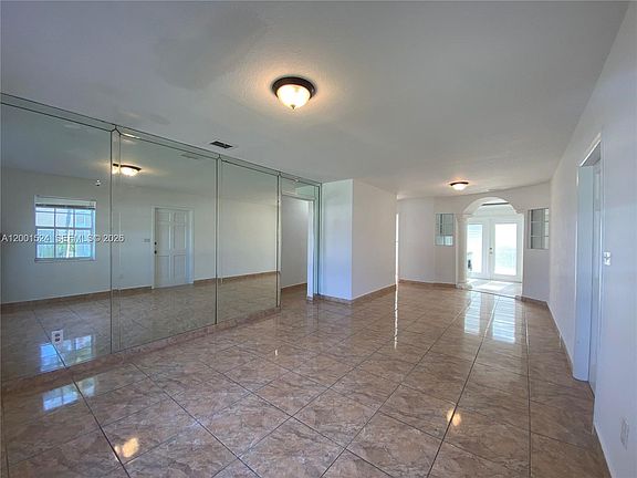 3rd image of 9840 Nicaragua Dr