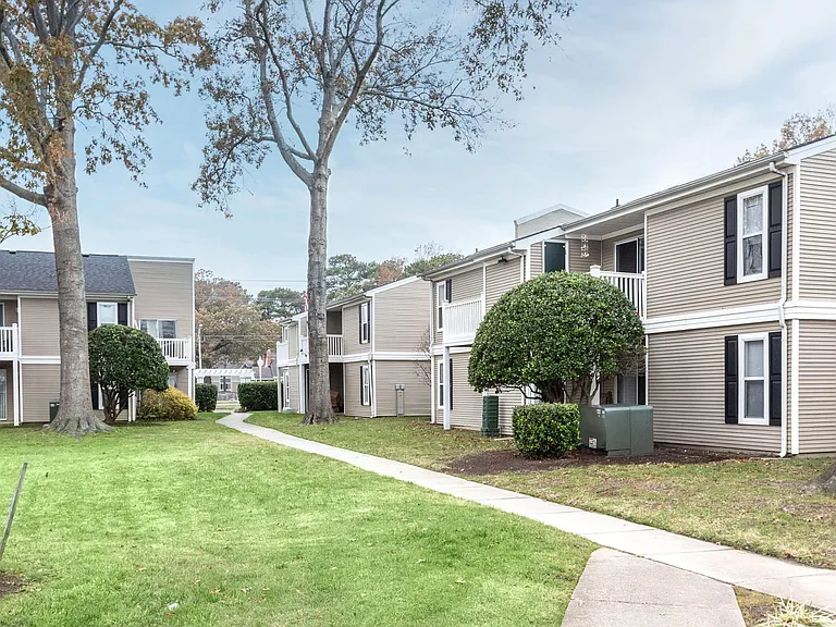 Sea Pines — Photo 13