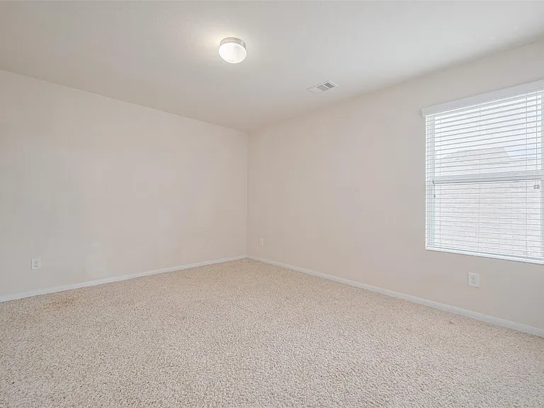 5003 Forest Moss Ct — Photo 44