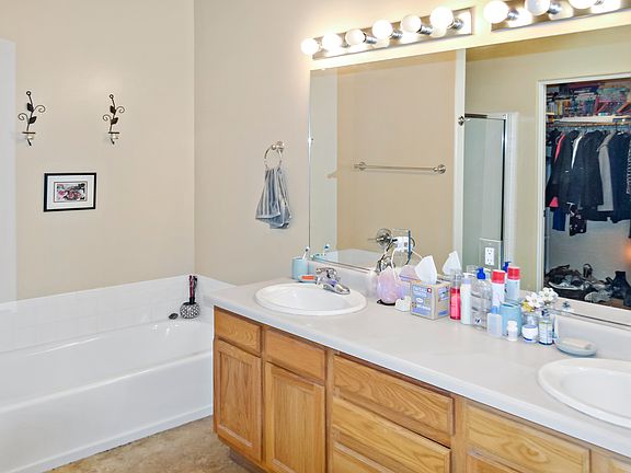 3rd image of 6553 Calle Verde