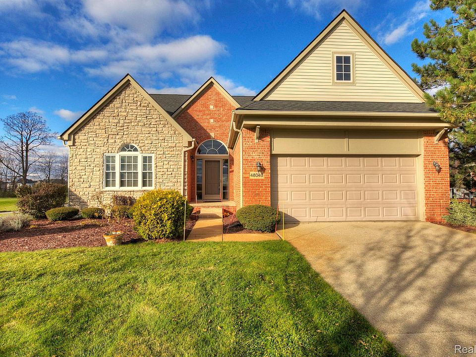1st image of 48040 Vistas Ct