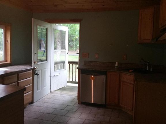 3rd image of 14 Trenton Lakewood Rd