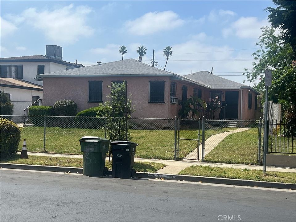 1st image of 230 E 111th St