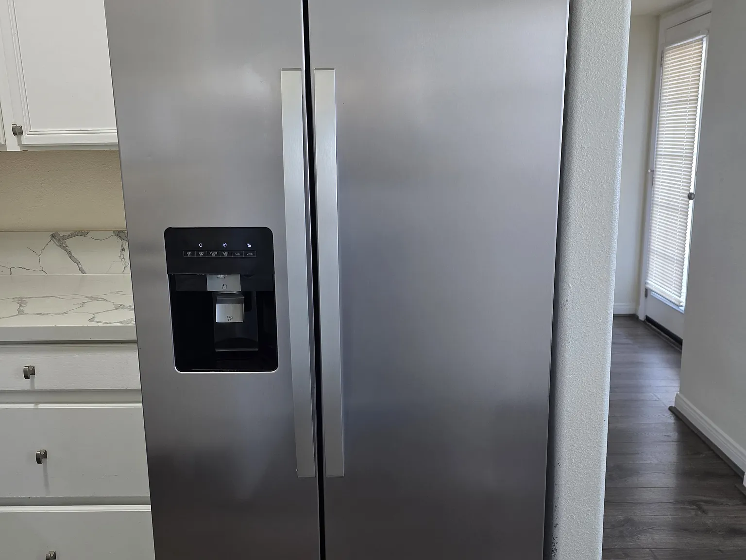 3 bed, 1400 sqft, $3,500 — Photo 3
