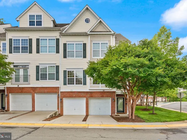 13800 Breezy Ridge Way Unit 101, Woodbridge, VA 22191