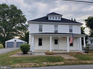 107 Pilgrim St, Inwood, WV 25428