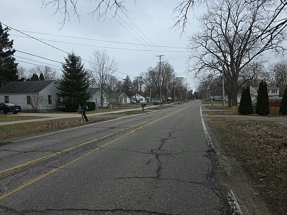 5th image of 3142 Birch Row Dr