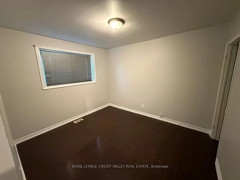 116 Taysham Cres — Photo 16