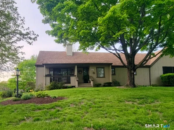 546 North Trail #B, Stratford, CT 06614
