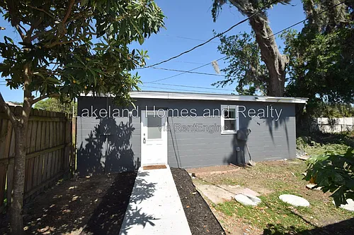 527 Garden Dr N #2 Photo 1