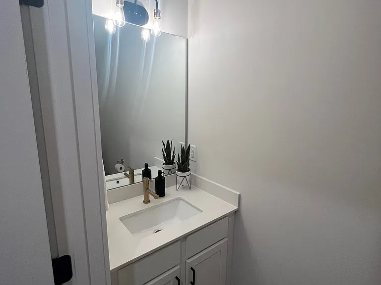 207 Ligon St — Photo 5