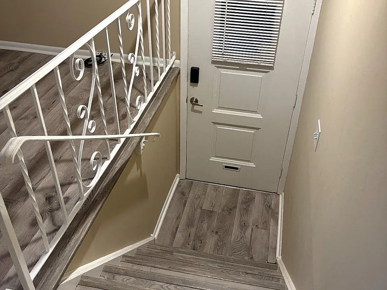 1730 Borbeck Ave #2F — Photo 14