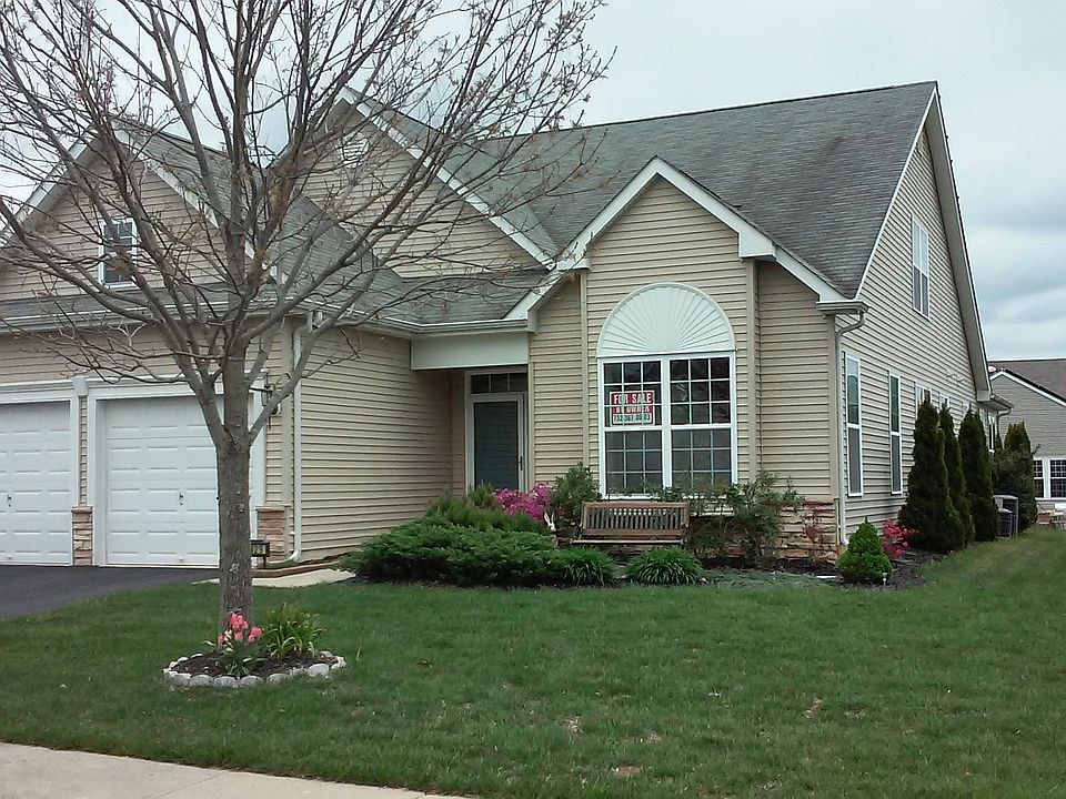 1st image of 429 Monticello Ln